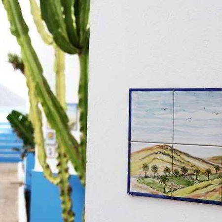 Beachfront Mar Adentro Apartment Corralejo Exterior photo