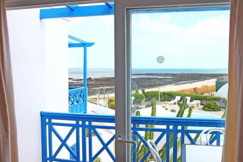 Beachfront Mar Adentro Apartment Corralejo Exterior photo